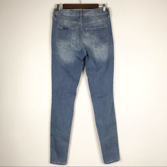 Old Navy High Rise Rockstar Distressed Jeans - Picture 2 of 6